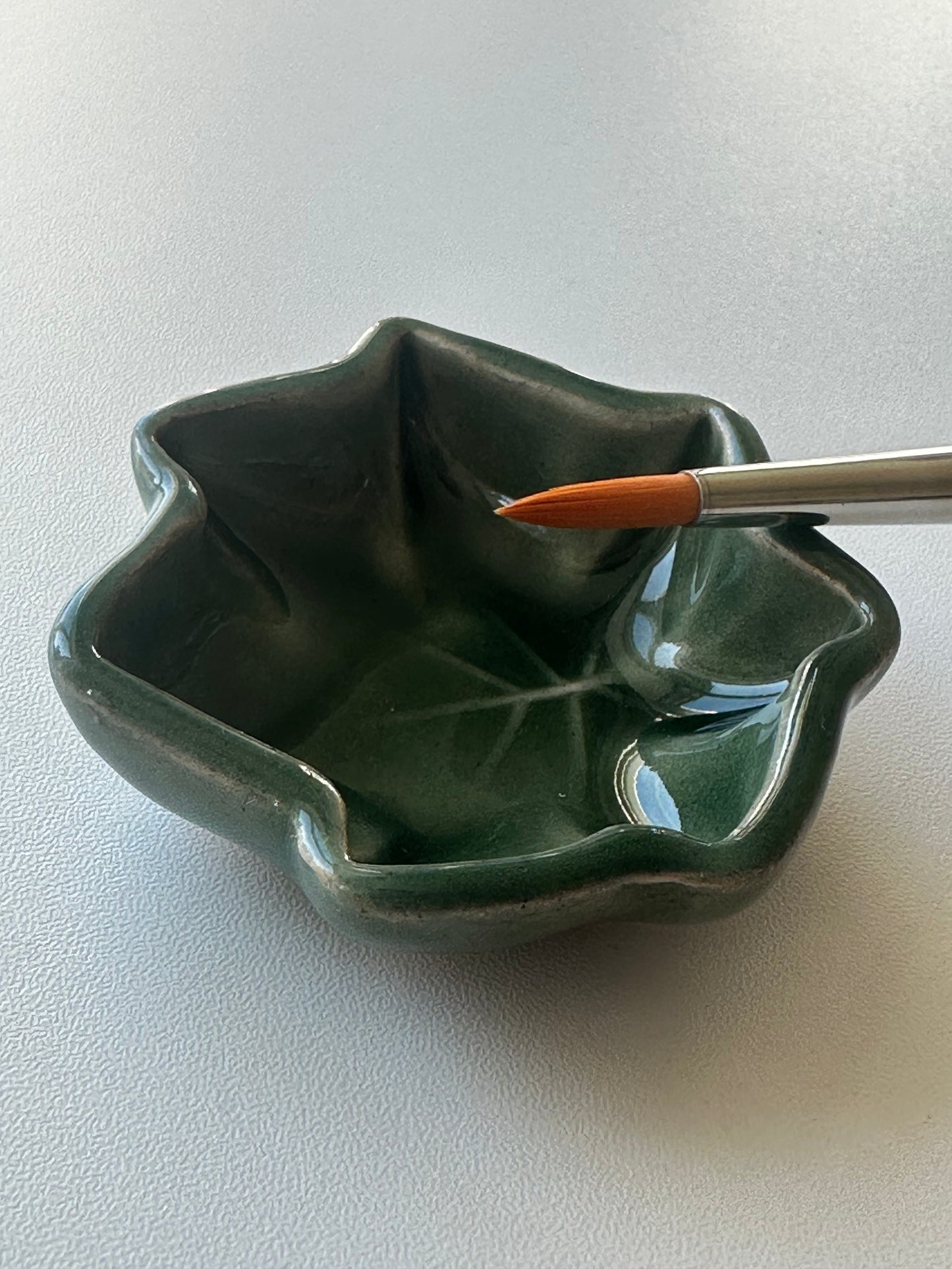 Water Dish Ceramic Leaf